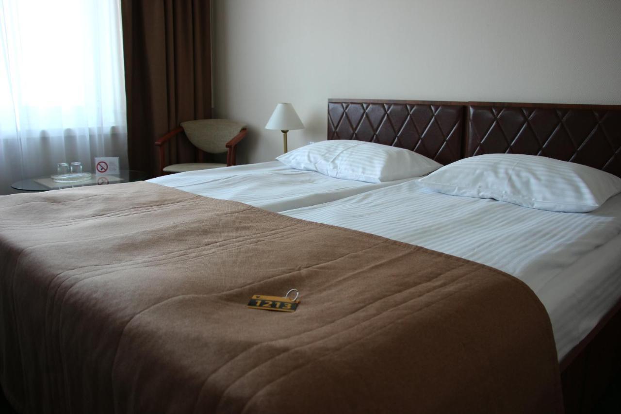 Hotel Yubileiny มินสก์ ภายนอก รูปภาพ