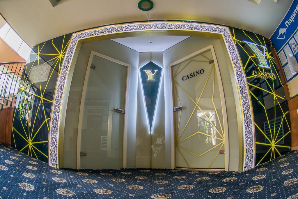 Hotel Yubileiny มินสก์ ภายนอก รูปภาพ
